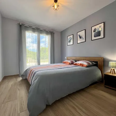 Дом отдыха Du Tatou Roquefeuil